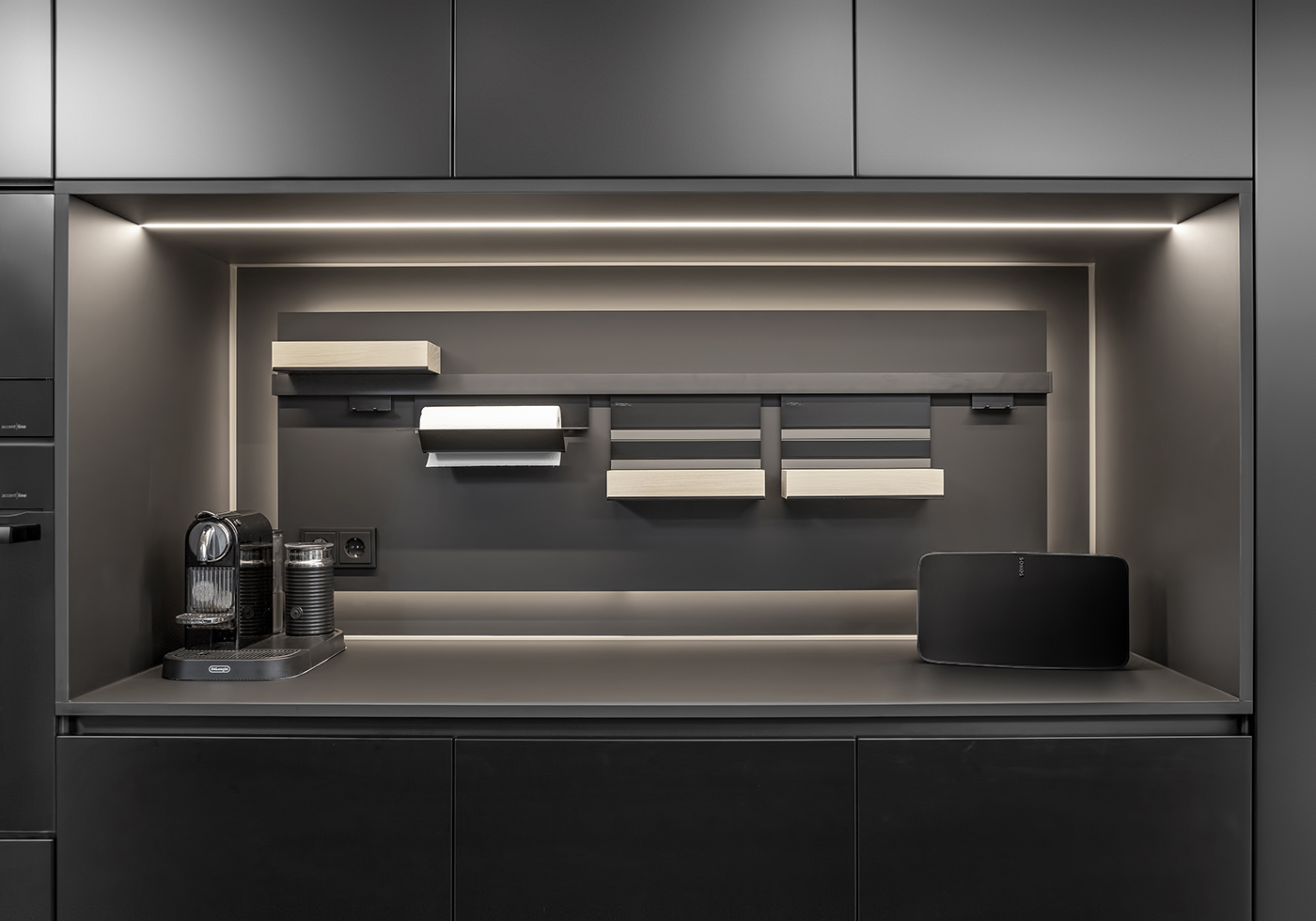 No Ordinary Home — фото 7, итальянская кухня MITTEL Cucine